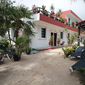 villas-roseliz.allrivieramayahotels.com/